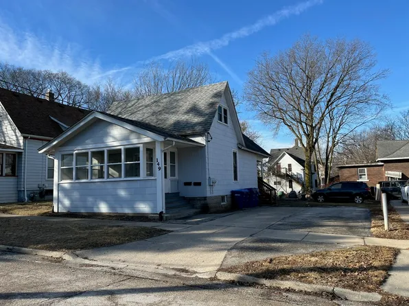 149 Harrison St, Dekalb, IL 60115