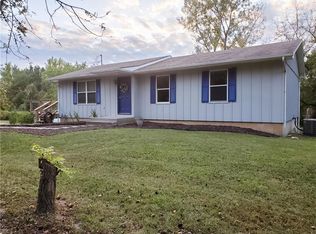 19979 139th St, Basehor, KS 66007