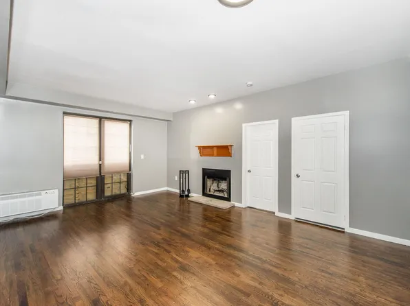 44 Sherman Avenue image 3 of 21