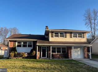 16 Alcott Dr, Wilmington, DE 19808