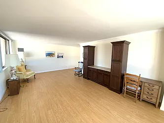 269-10 Grand Central Parkway, #4V