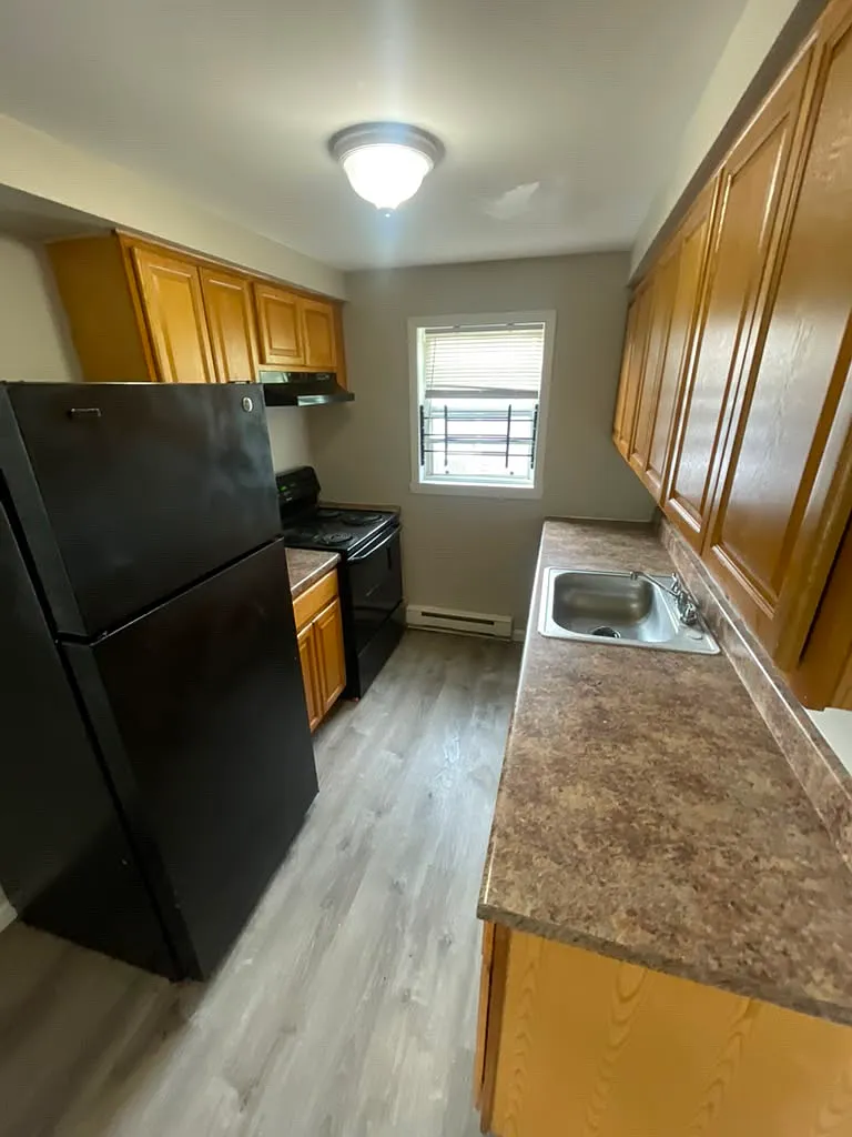 2 bed, $1,850 — Photo 2