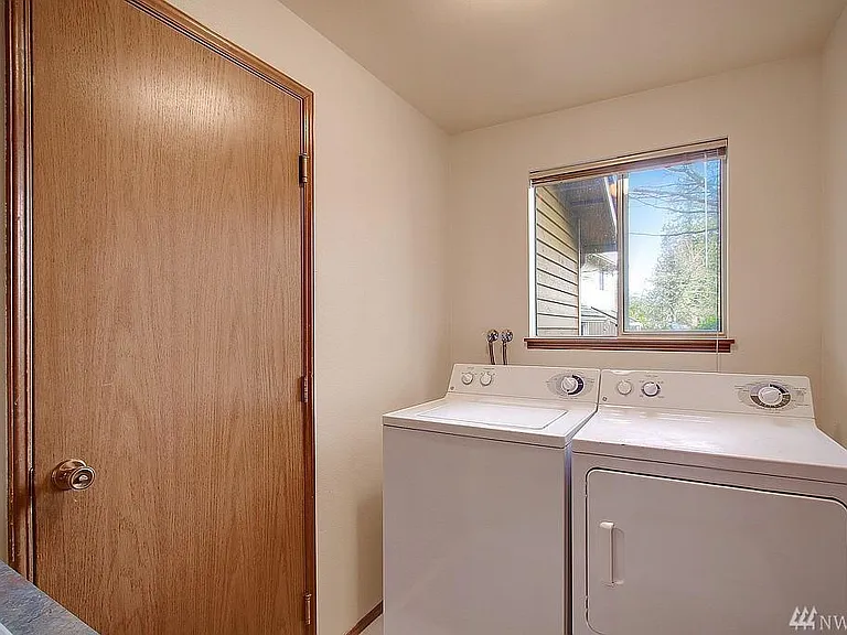 4124 211th Ct NE — Photo 12