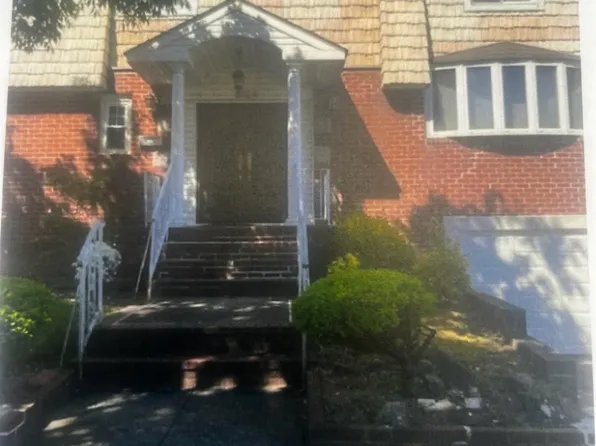 8104 169th Street, Jamaica, NY 11432