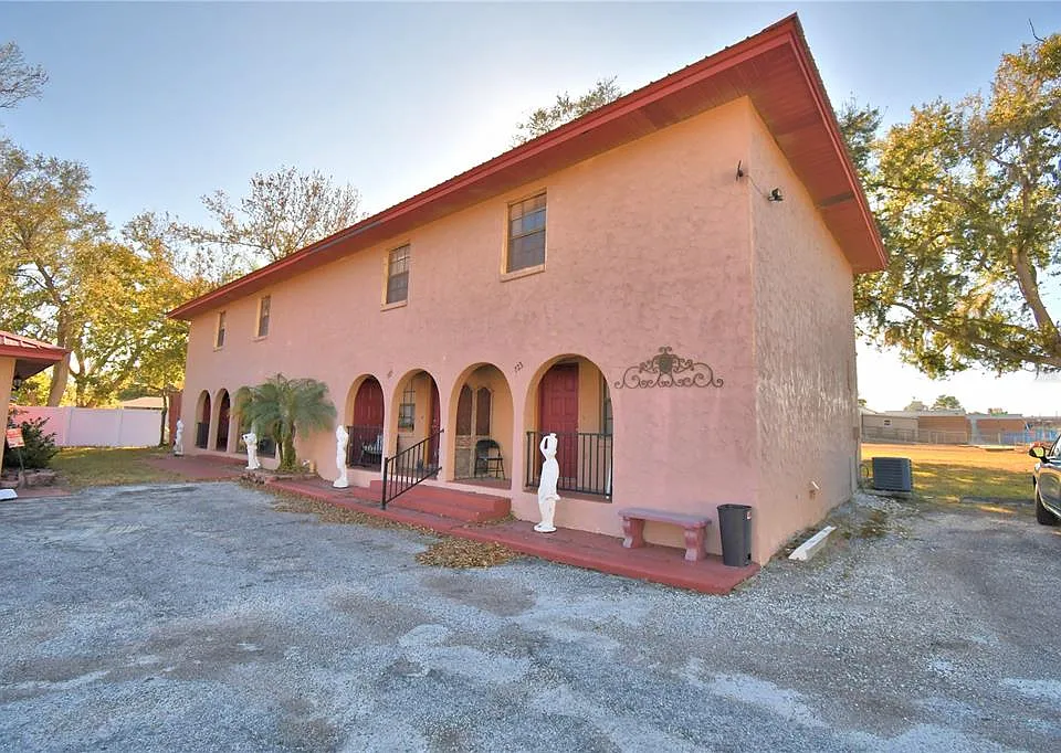 751 Rebecca St #723