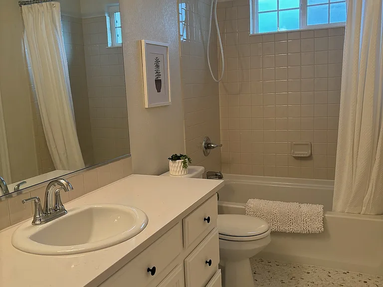 2227 Milton Ln — Photo 33