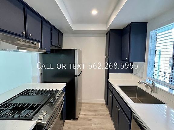 4th image of 1009 E 2nd St Unit B