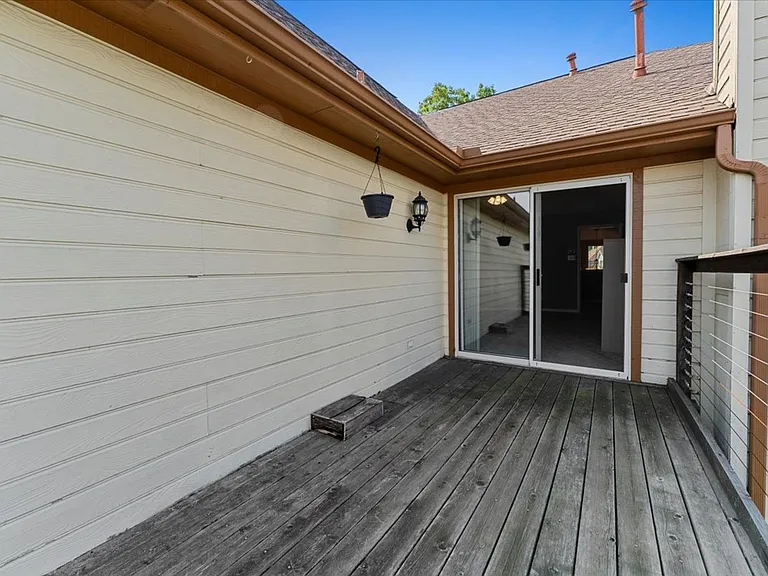 6752 Macintosh Dr — Photo 26