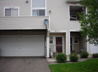 610 Woodduck Dr, Woodbury, MN 55125