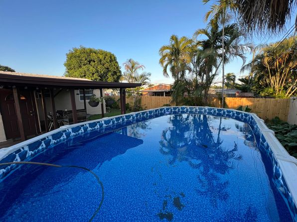 50 NW 56th Ct