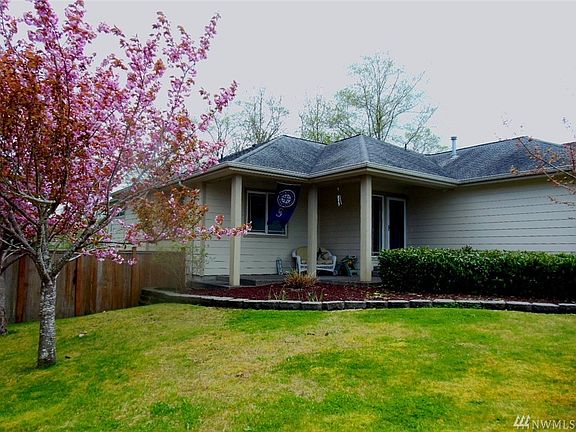 2nd image of 1205 Lawrence Dr
