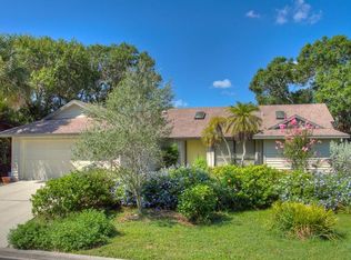 834 Harrowood Ct, Sarasota, FL 34232
