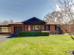 3315 Humbert Rd, Alton, IL 62002