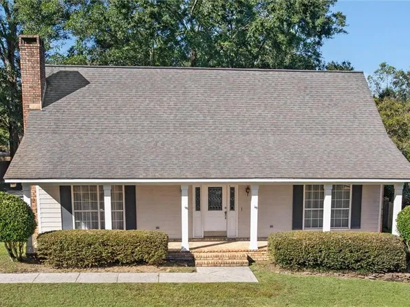 6104 Scenic West Dr, Mobile, AL 36693