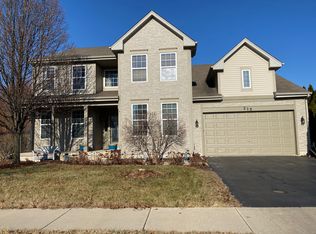 215 Wilkins Rd, Sycamore, IL 60178