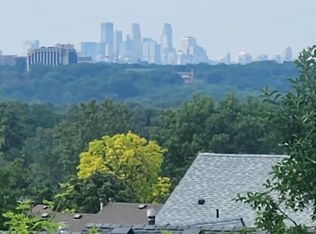 1821 Merlot Curv, Eagan, MN 55122