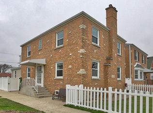 8236 W Grace St, Chicago, IL 60634