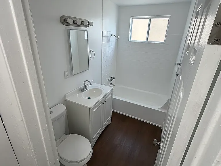 14505 Alburtis Ave #1 — Photo 8