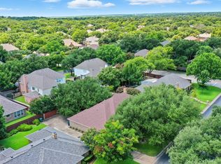 6713 Meadows West Dr S, Fort Worth, TX 76132