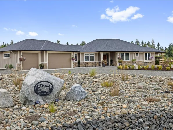 1100 Alpine View Pl, Qualicum Beach, BC V9K 1V6