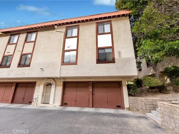 27907 Tyler Ln, Canyon Country, CA 91387