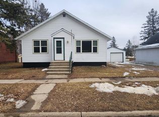 414 8th St NE, Staples, MN 56479