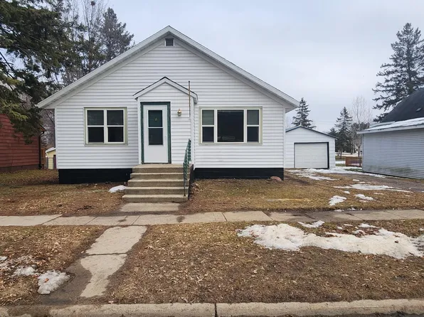 414 8th St NE, Staples, MN 56479