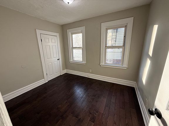 3rd image of 11-13 Tillinghast St Floor 1