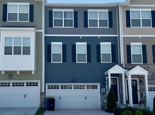 2775 Town View Cir, New Windsor, MD 21776