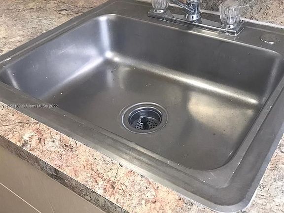 2nd image of 1801 NW 2nd Ct APT 103