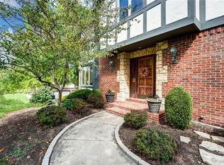 1639 Chartwell Dr, Dayton, OH 45459