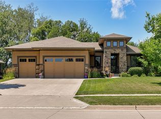 4628 144th St, Urbandale, IA 50323