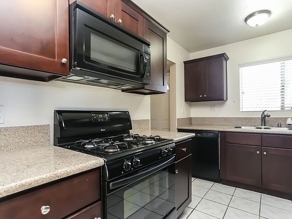 5th image of 15017 Franquette St