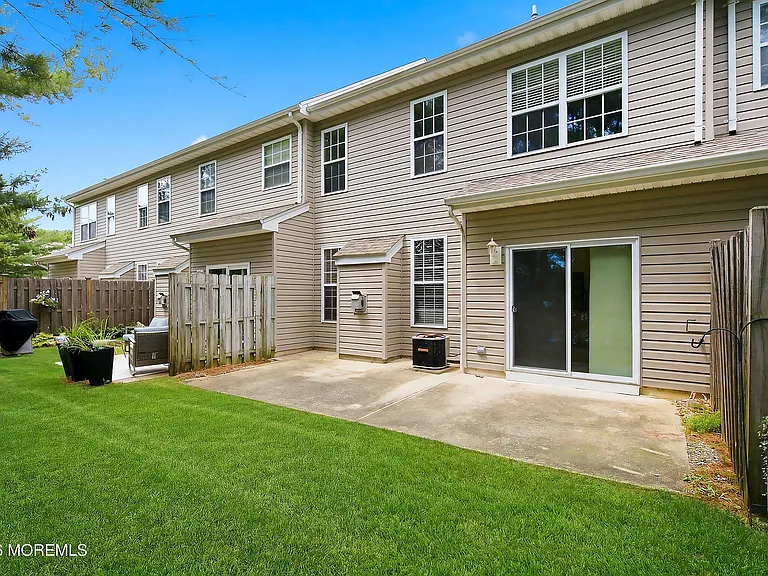 5 Manhattan Dr #63 — Photo 22