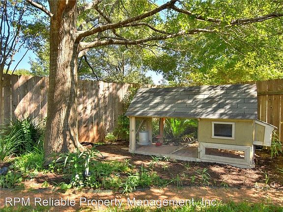 5th image of 1445 S Meadows Dr