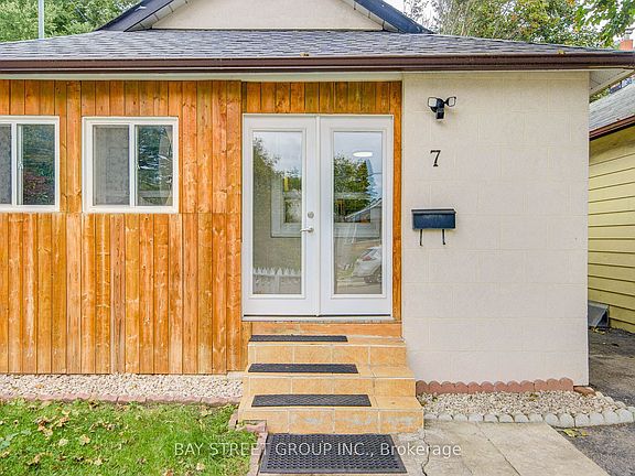 4th image of 7 Emmott Ave
