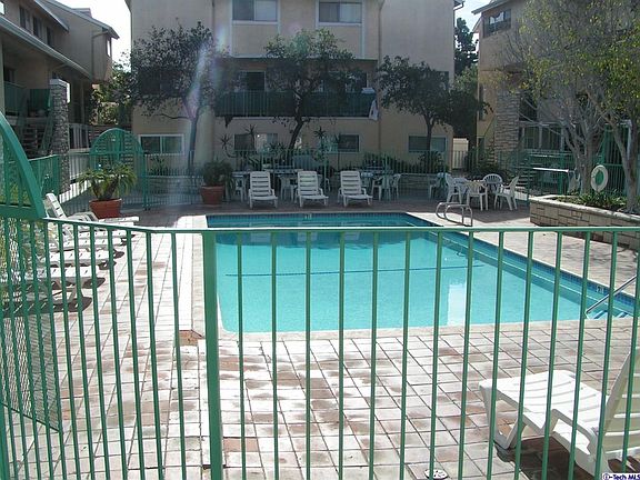 2nd image of 121 Sinclair Ave Unit 227