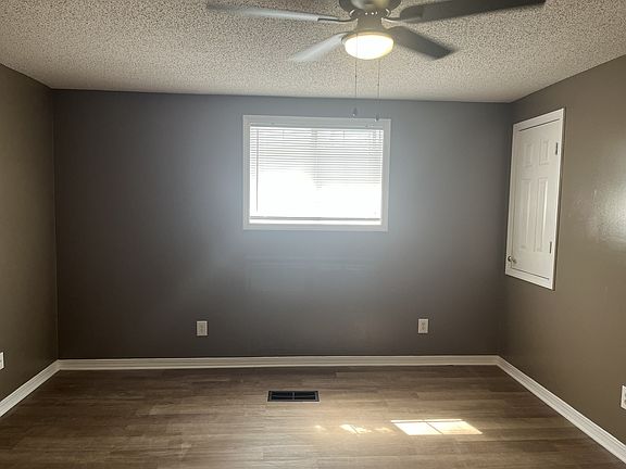 5th image of 146 Rebel Land Cir