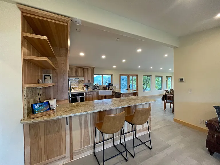 2103 Little Applegate Rd — Photo 36