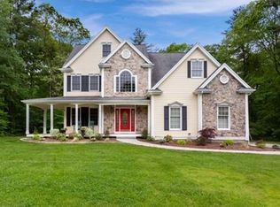 138 Mastro Dr, Franklin, MA 02038