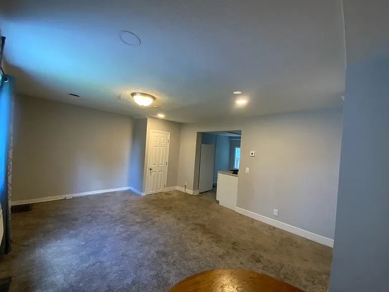 1049 N C St #2 — Photo 2