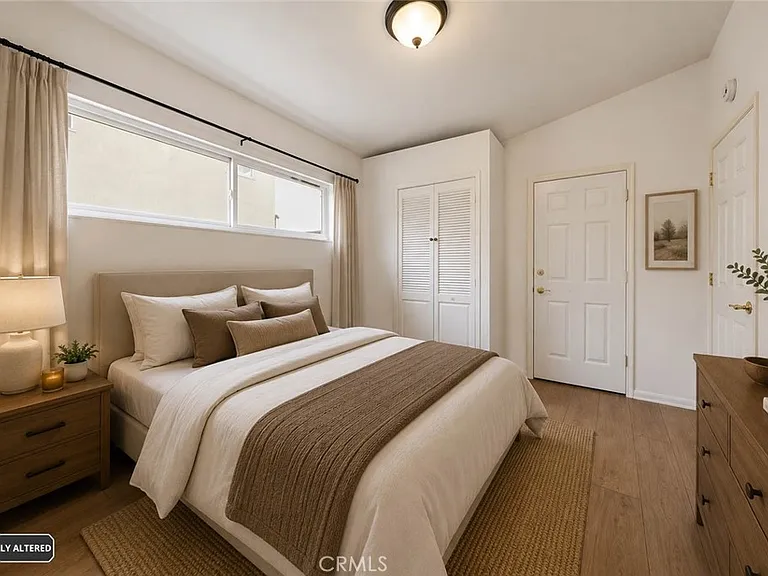 1601 Van Horne Ln — Photo 12