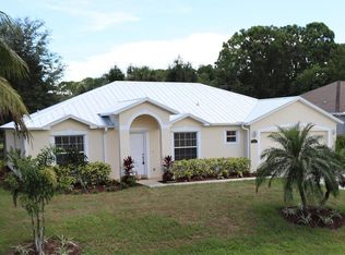 550 Breakwater Ter, Sebastian, FL 32958