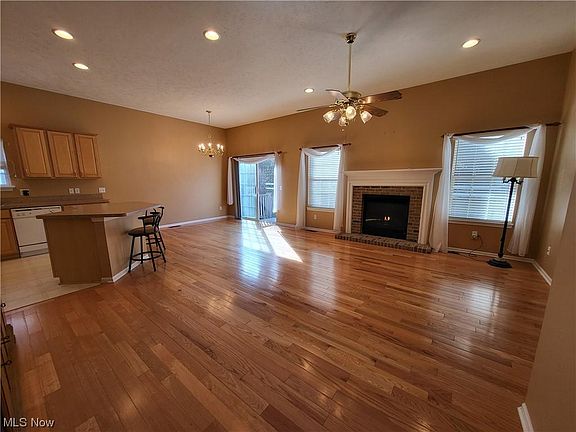 5th image of 10486 Townley Ct