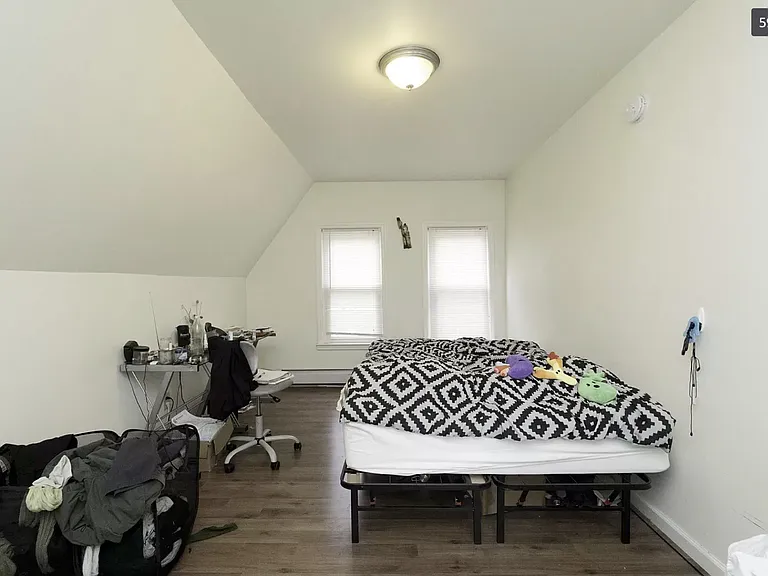 15 Alder Ave #1 — Photo 2