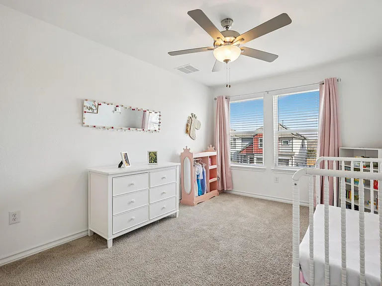 2903 Bronx Dr — Photo 30