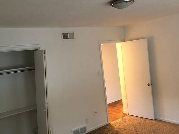 5th image of 3507 Paragon Ct Unit 16