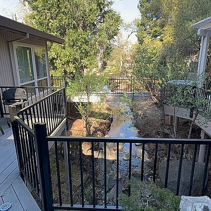 2nd image of 3688 Fairway Dr
