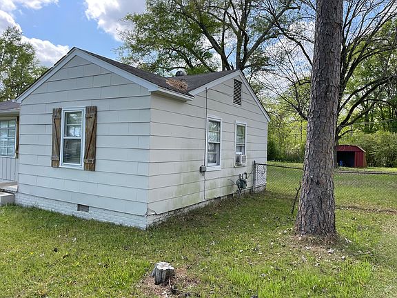 2nd image of 229 Clark Cir