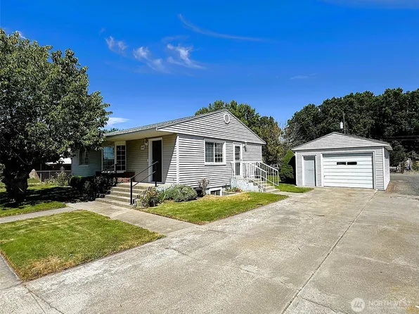 438 S Burke Road, Connell, WA 99326
